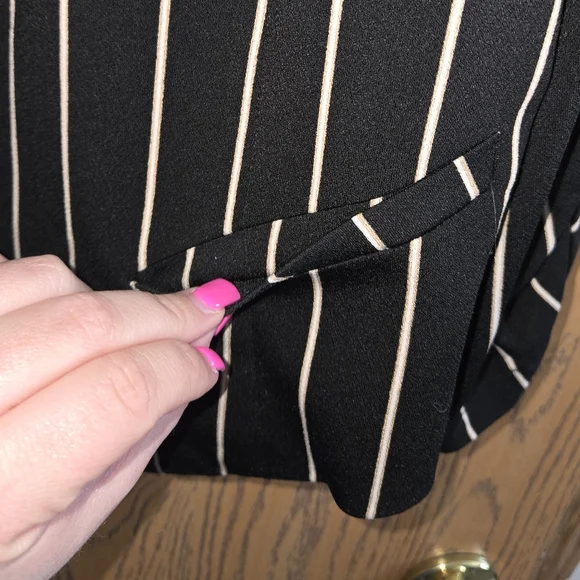 Torrid Cropped 3/4 Sleeve Blazer - Picture 2 of 7